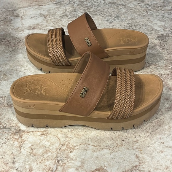 Reef Banded Horizon 2.5 Sandal Women Sz 7 EU 37.5 - Picture 4 of 10